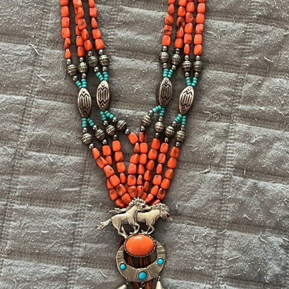 Alora Necklace Coral beads - Picture 5 of 5